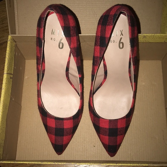 Heels - Picture 4 of 5